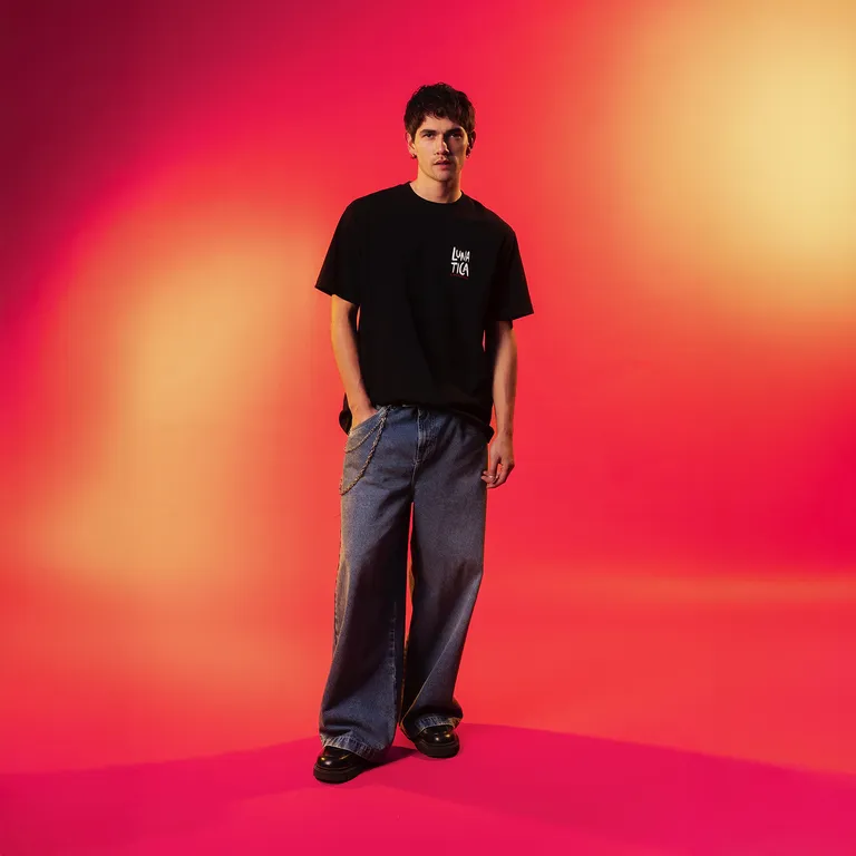 Polera Manga Corta Hombre Lunática