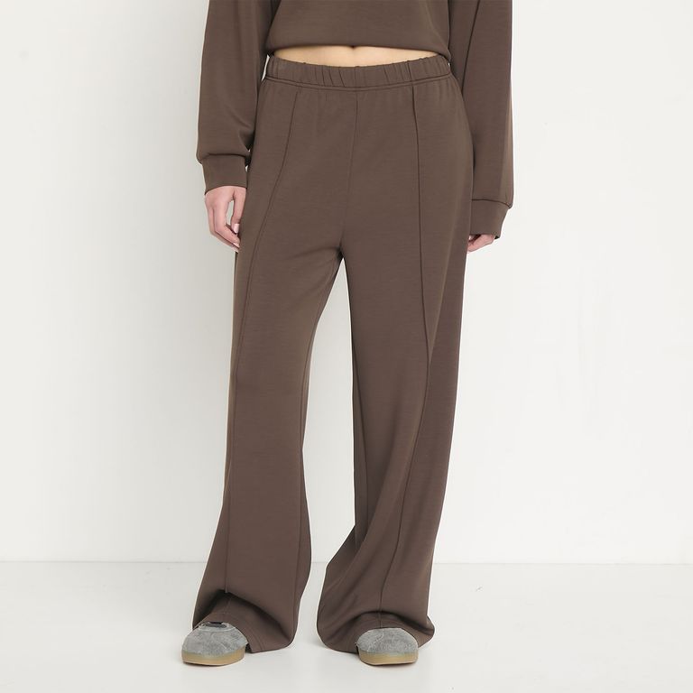 Pantalón Tiro Medio Mujer