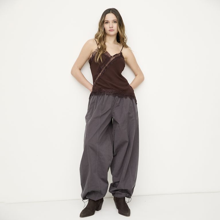 Pantalón Tiro Medio Mujer