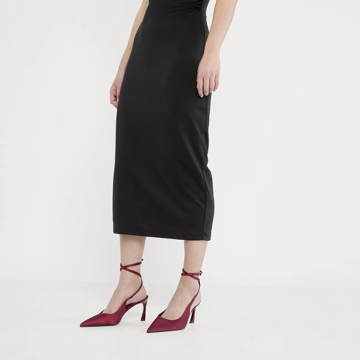 BASEMENT - Zapato Formal Rojo $39.990