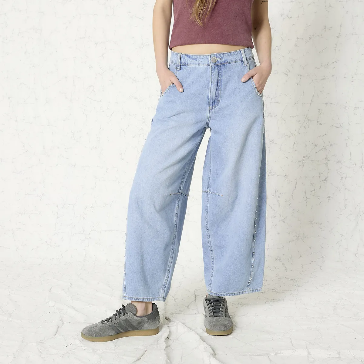AMERICANINO - Jeans Baggy Tiro Medio Tachas Mujer Americanino