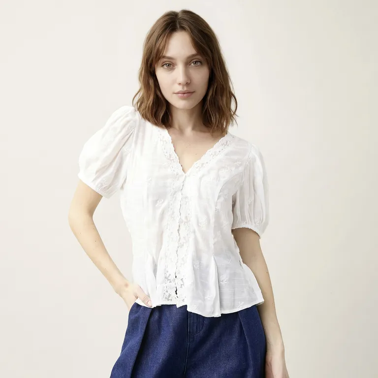 Blusa con Encaje y Bordado Mujer