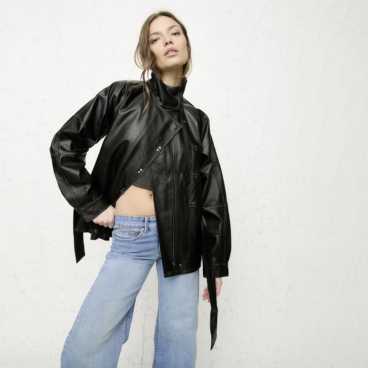 AMERICANINO - Chaqueta Efecto Cuero Nudo Mujer Americanino