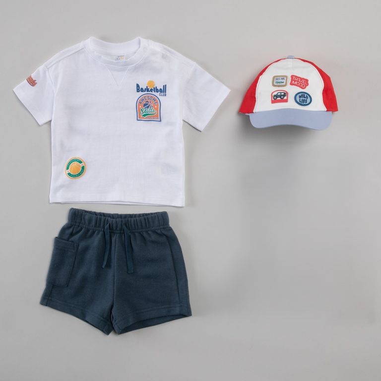 Set 2 Poleras + Short + Jockey Bebé Niño