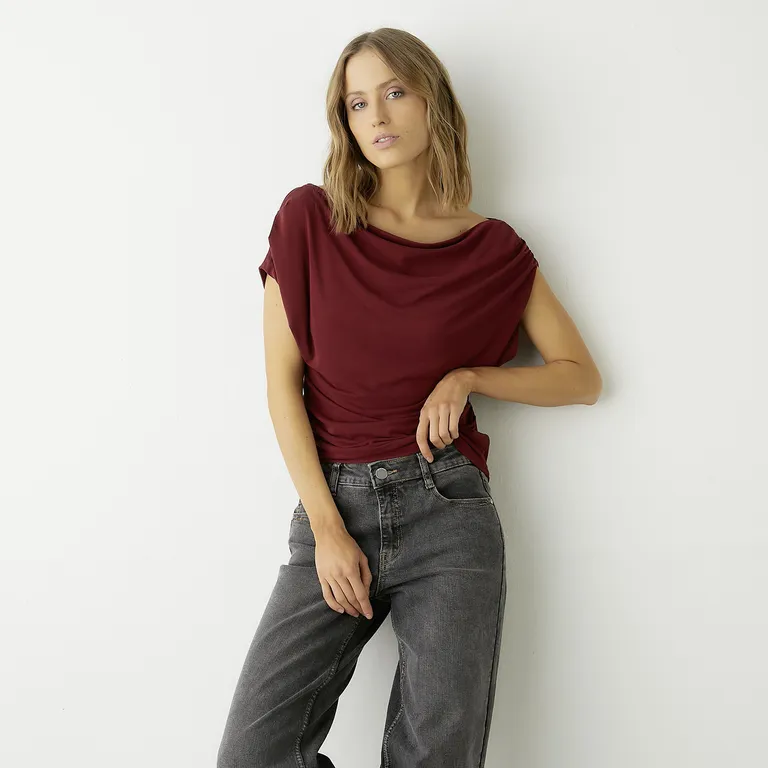 Polera Asimétrica Off Shoulder Mujer