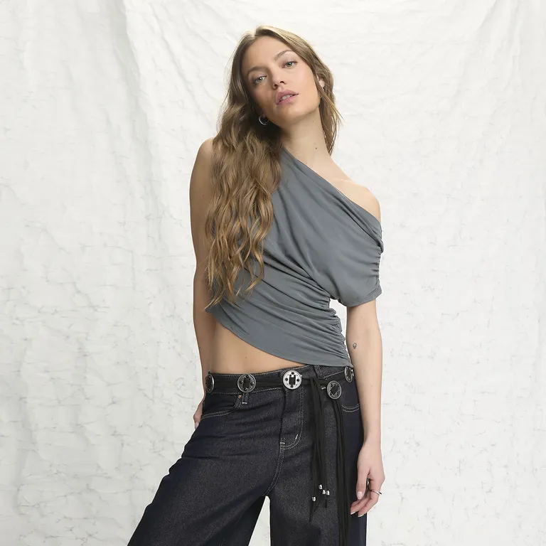 Polera Asimétrica Off Shoulder Mujer