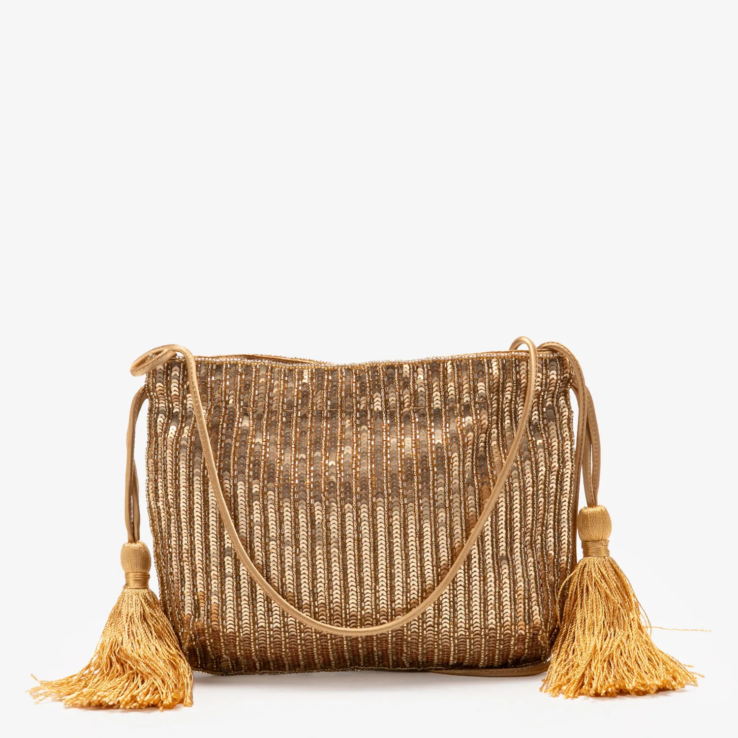 PAULA MEKIS X BASEMENT - Cartera dorada $29.990