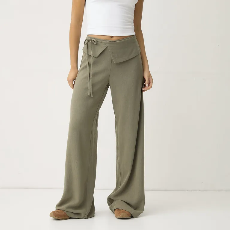 Pantalón Straight Tiro Medio Mujer