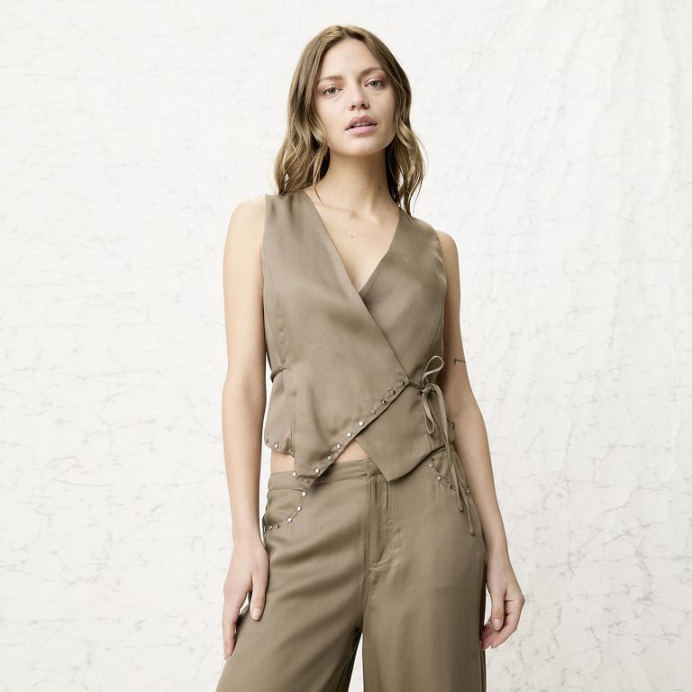 Polera Cruzada con Tachas Mujer