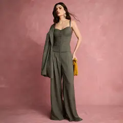 BASEMENT - Blazer Liso Mujer Fran Larraín x