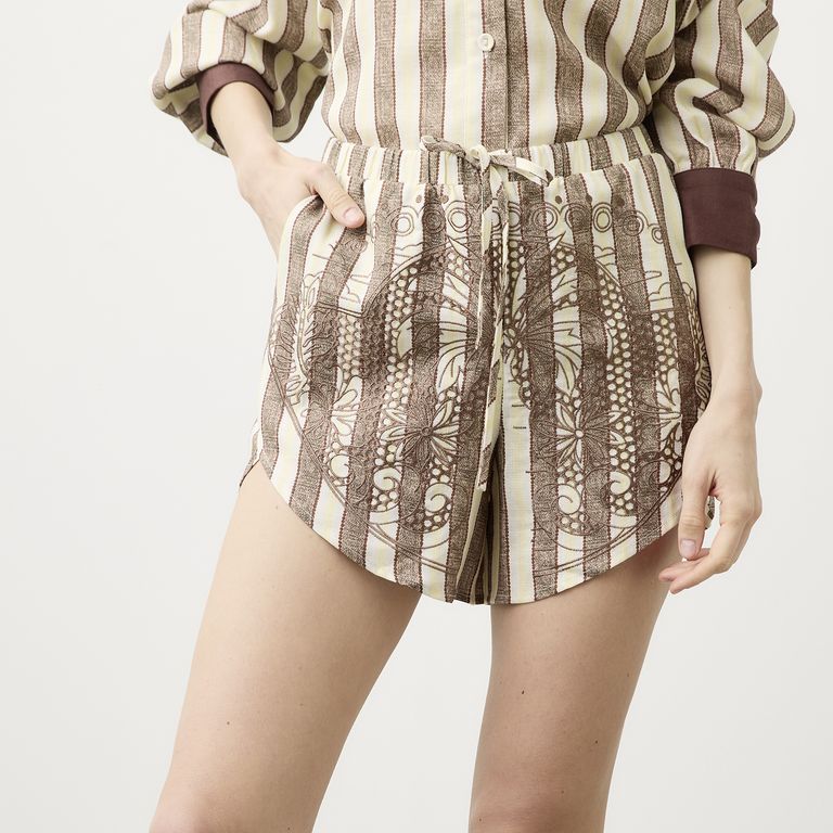 Short Bordado Fran Larraín x