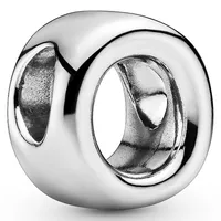 Charm Del Alfabeto Letra O Mujer