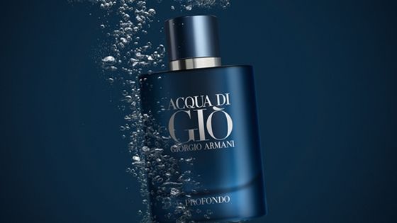 Acqua di Giò Profondo botella bajo el agua Armani 