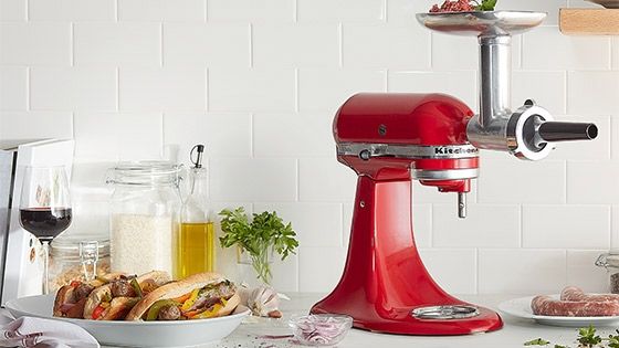 Batidora KitchenAid Artisan con aditamento picador de alimentos