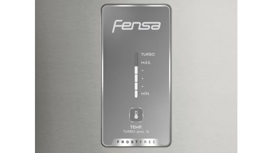 El refrigerador Advantage 5300E posee Panel White Touch que controla la temperatura y sus funciones.
