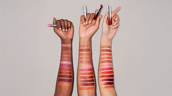 FAMOUS LIPCOLOR