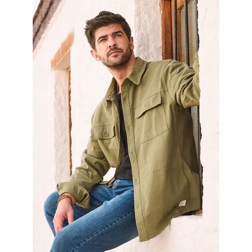 Chaquetas y abrigos