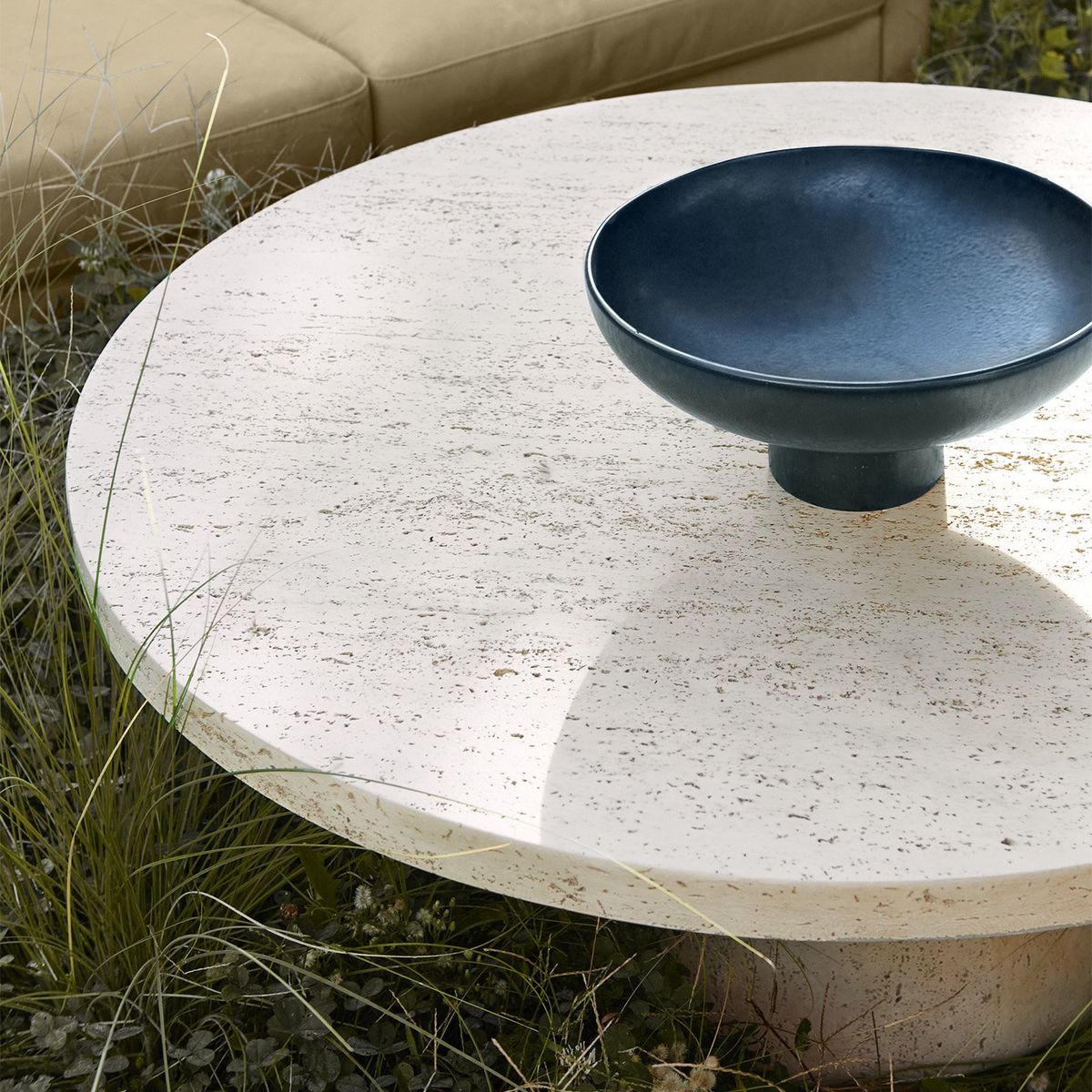 CRATE & BARREL - Mesa Centro Willy LF Crate & Barrel