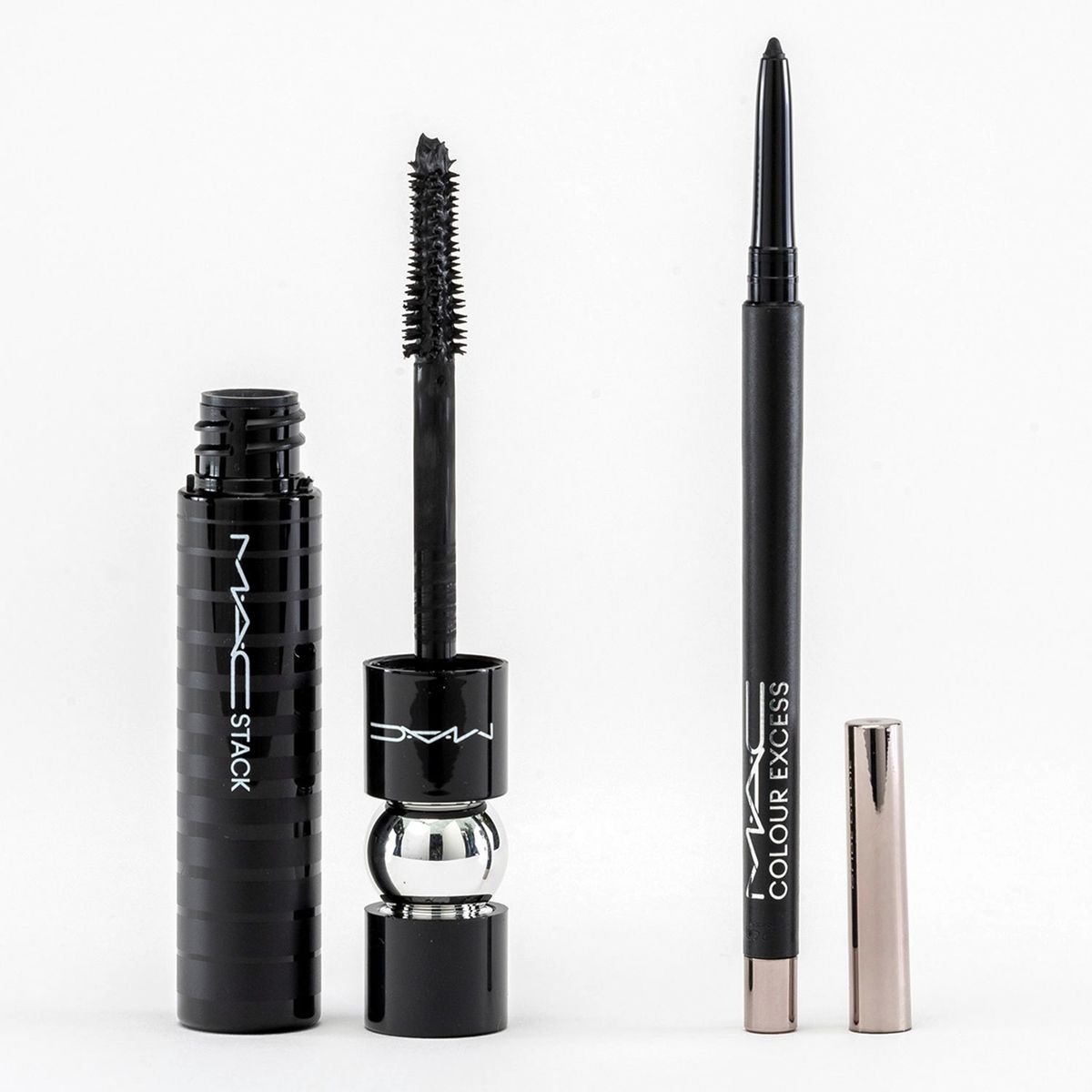 - Set Love At First Sight Stack Waterproof Máscara +  Delineador en Gel M·A·C Colour Excess Mac Cosmetics