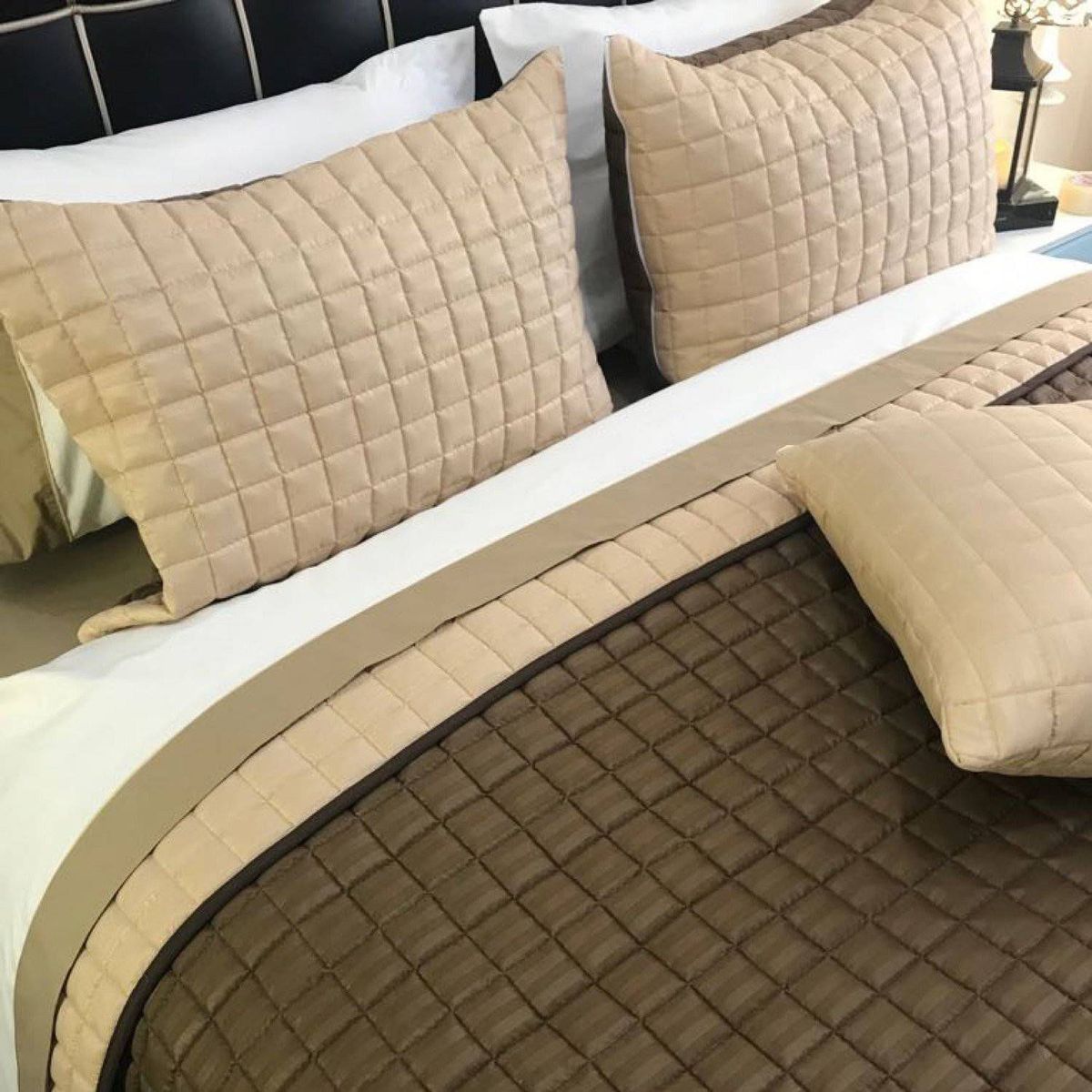 KARYTEX - Edredon Quilt King Café - Camel Polialgodón - Karytex