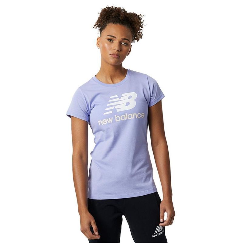 NEW BALANCE - Camiseta New Balance Essentials Stacked Para Mujer-Violeta