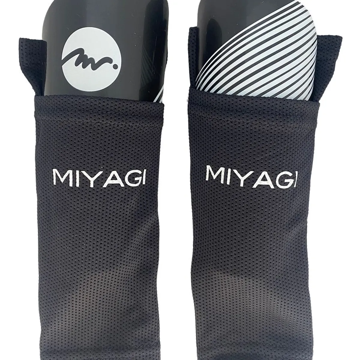 MIYAGI - Canillera Futbol Miyagi MSP004 Negro