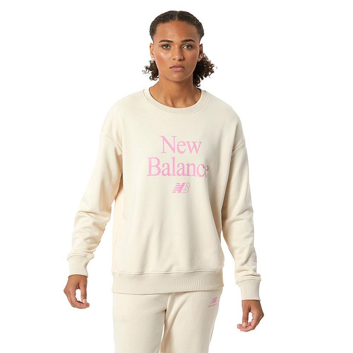 NEW BALANCE - Sueter New Balance Celebrate Fleece Para Mujer-Beige