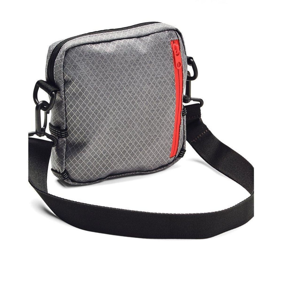 UNDER ARMOUR - Bolso Under Armour Loudon Ripstop-Gris Claro