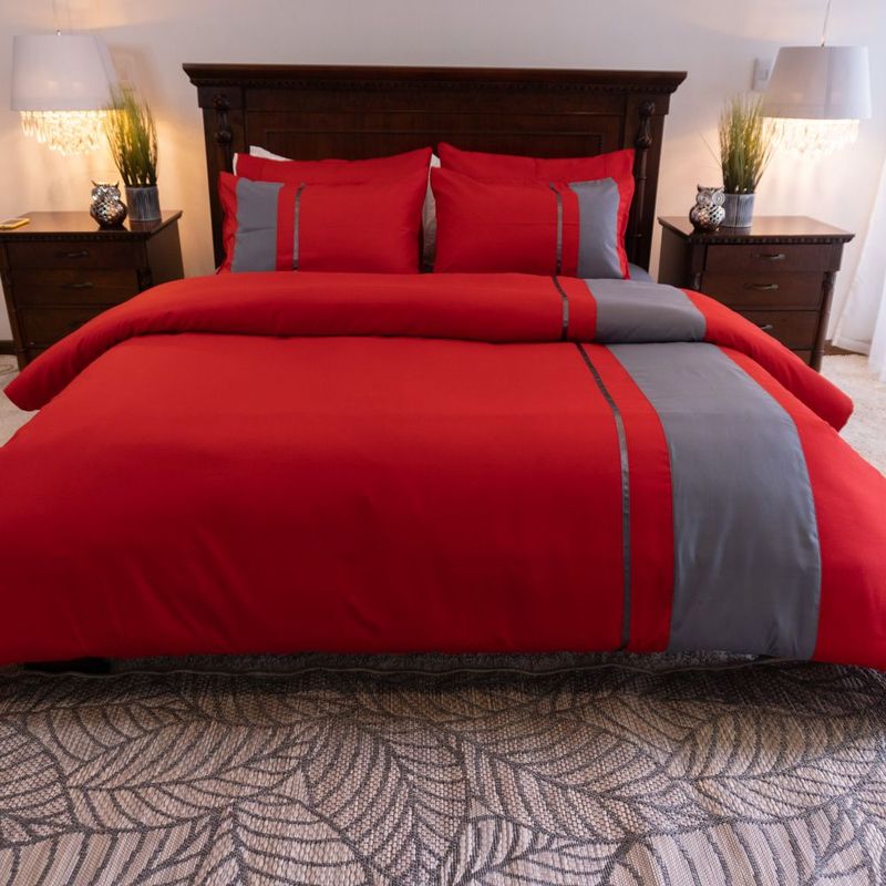 AMARE HOME - Set Duvet Cover Rojo - Colección Speranza Sencillo.
