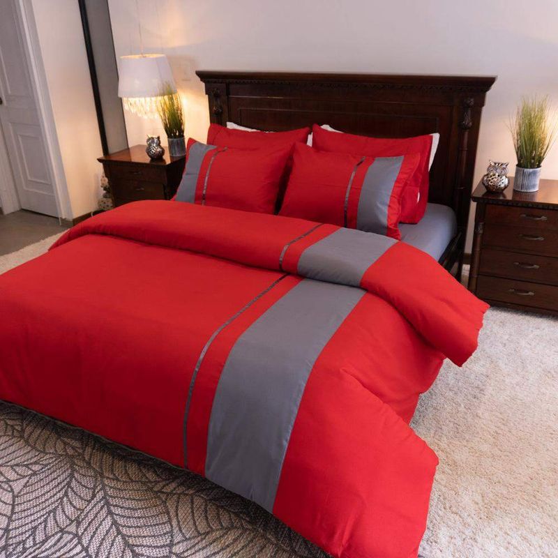 AMARE HOME - Set Duvet Cover Rojo - Colección Speranza Queen.