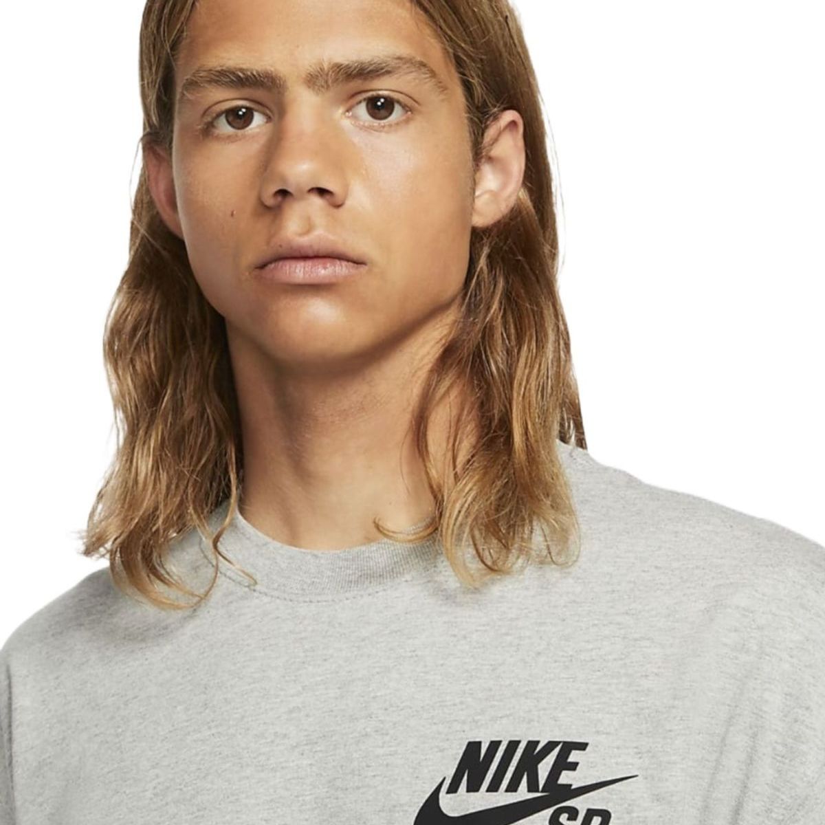NIKE - CAMISETA NIKE SB TEE LOGO GRIS HOMBRE.