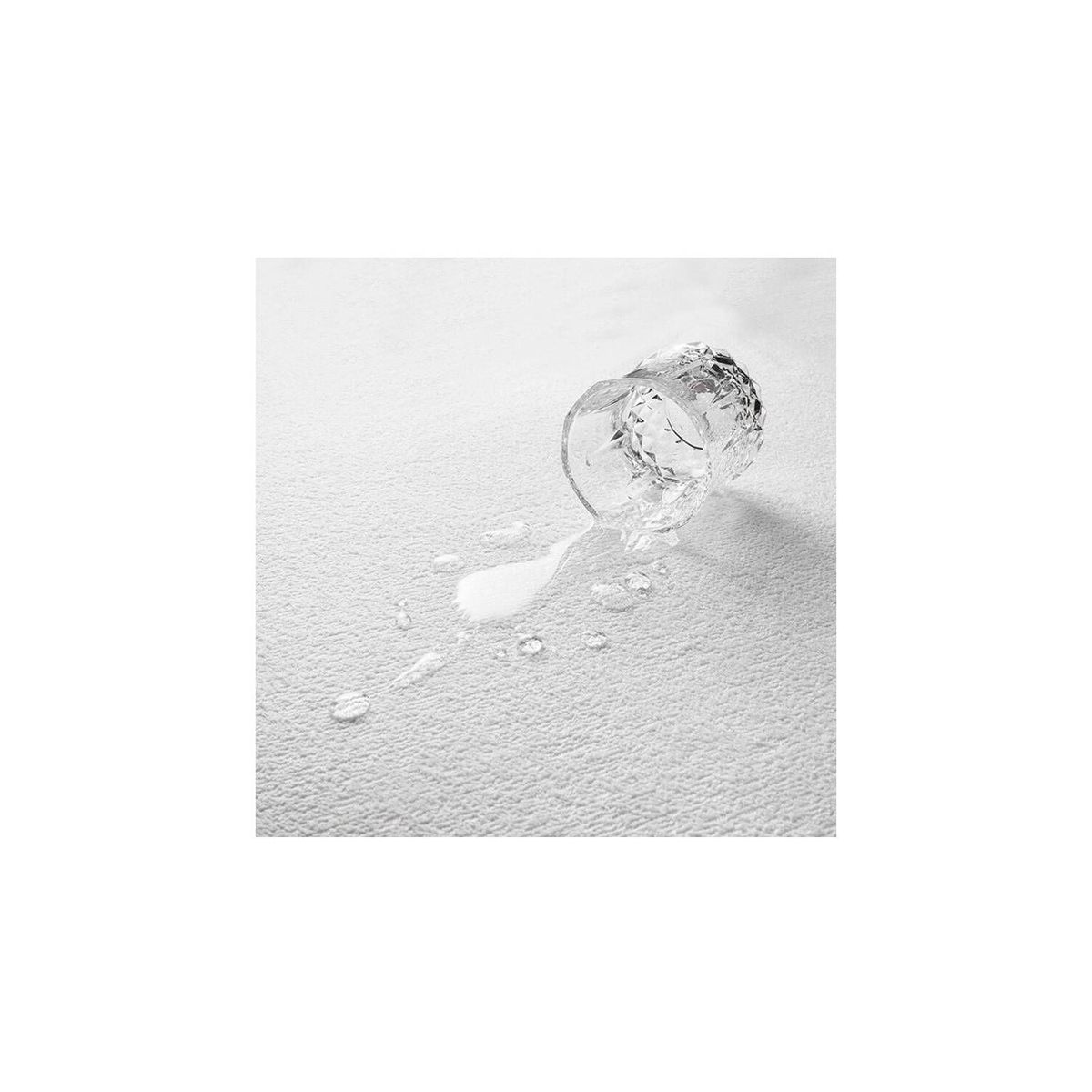 PLUMA HOME - Protector tela antifluidos doble + GRATIS 2 Almohadas Hoteleras