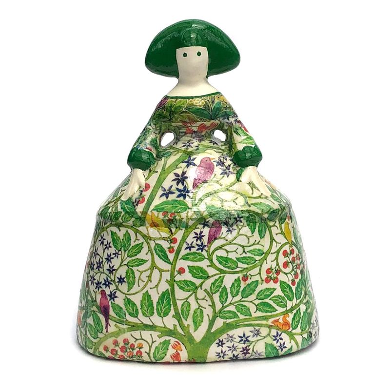 EGG PRODUCTOS DE PAZ - Figura Decorativa Menina Verde