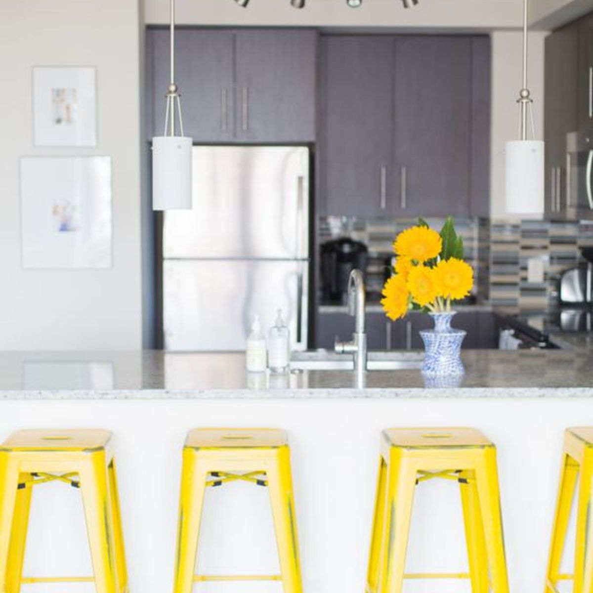 EKONOMODO COLOMBIA - Silla De Bar True Amarillo