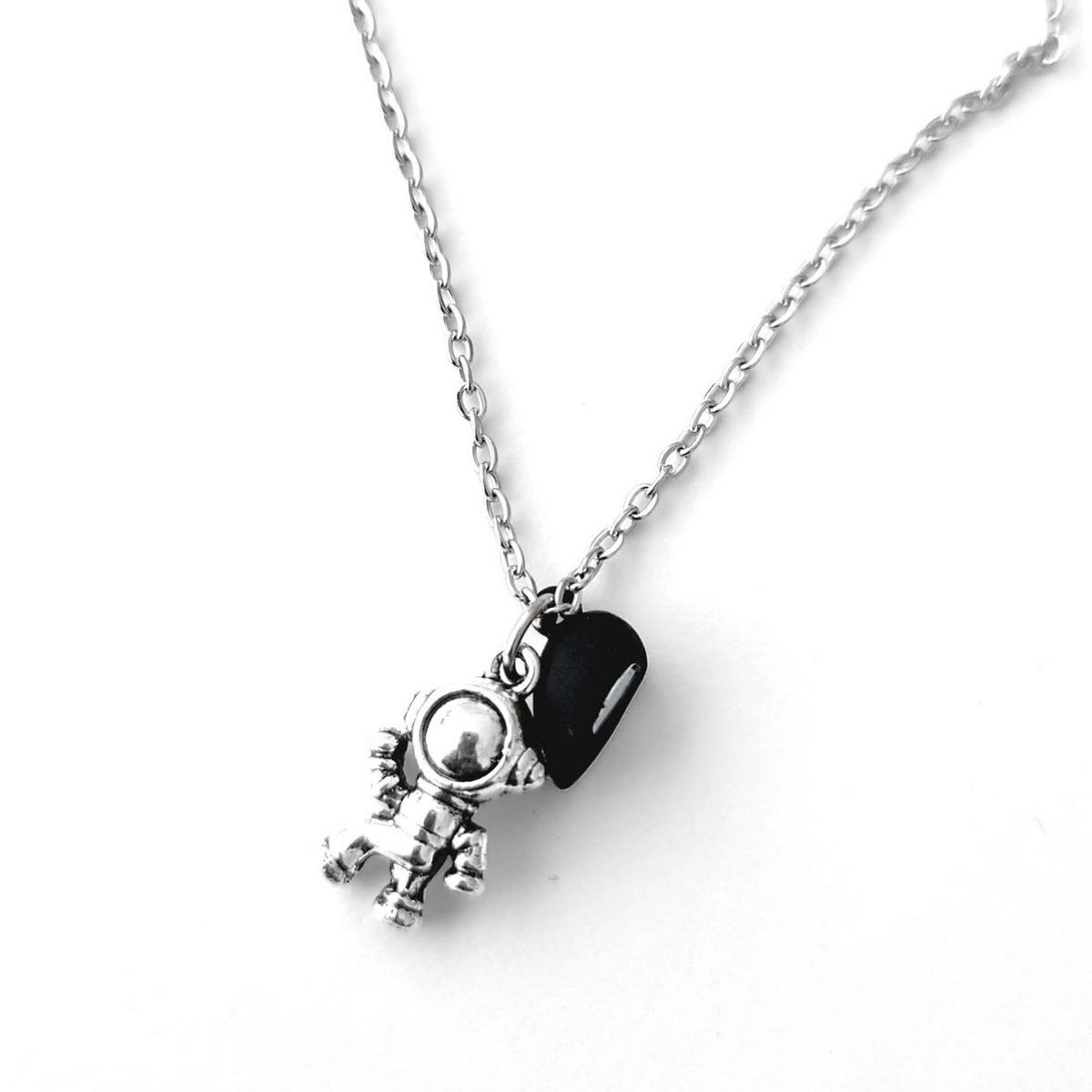 DAYOSHOP - Collar Astronautas Imán Parejas Novios Mejores Amigos_.