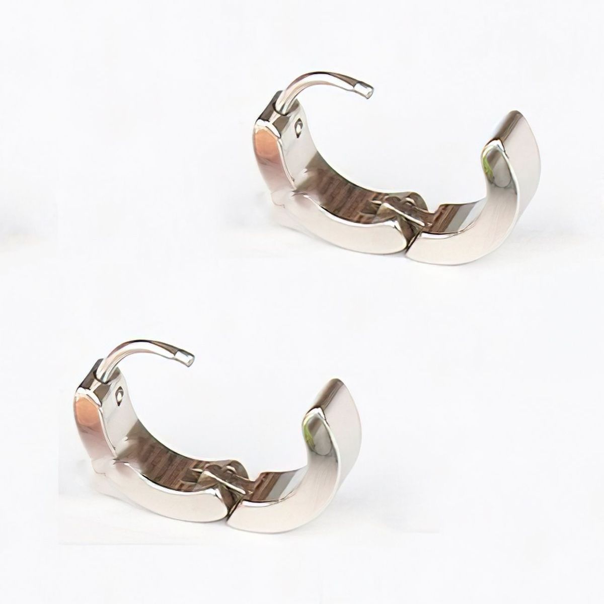 DAYOSHOP - Aretes Candonga Lisa Acero Unisex_.
