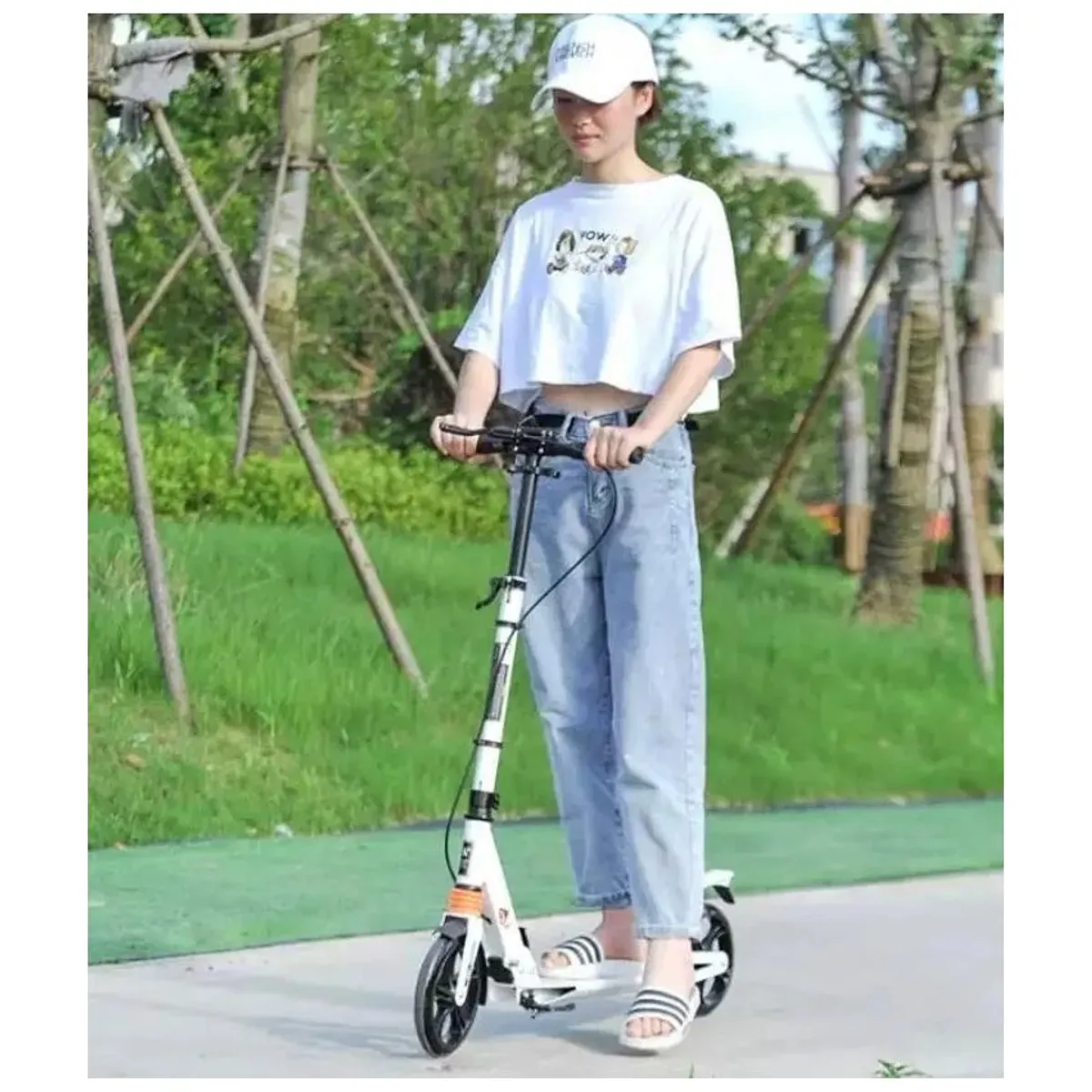 KIDSHOP - Patineta Mono Patín Scooter QC002S Negra