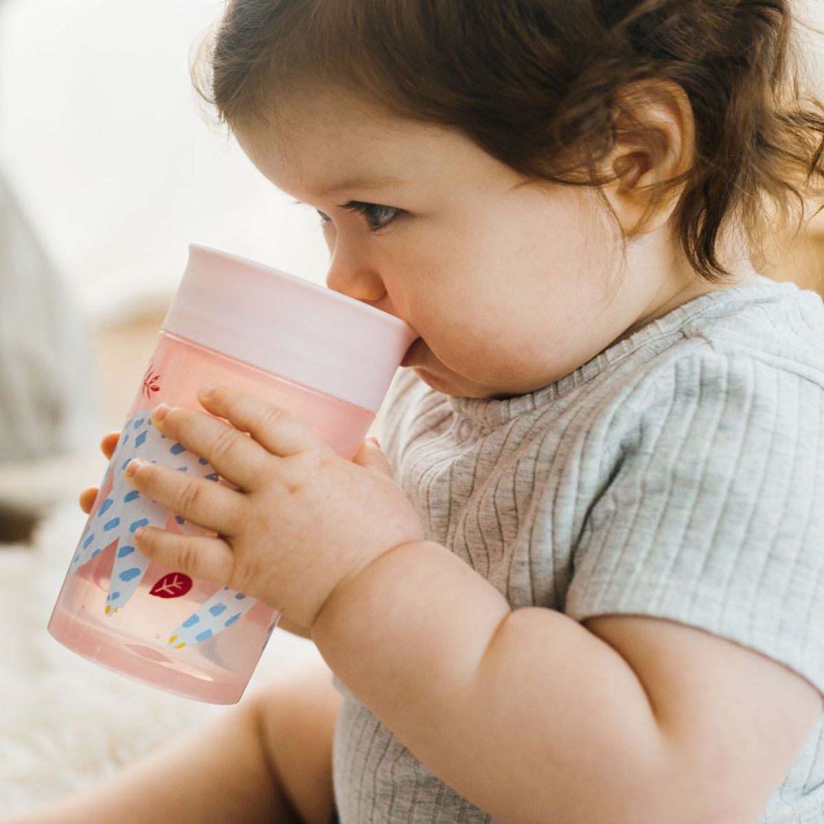 DR BROWNS - Vaso Antiderrame 10 Oz Decorado Cheers Rosa con Tapa Dr Brow