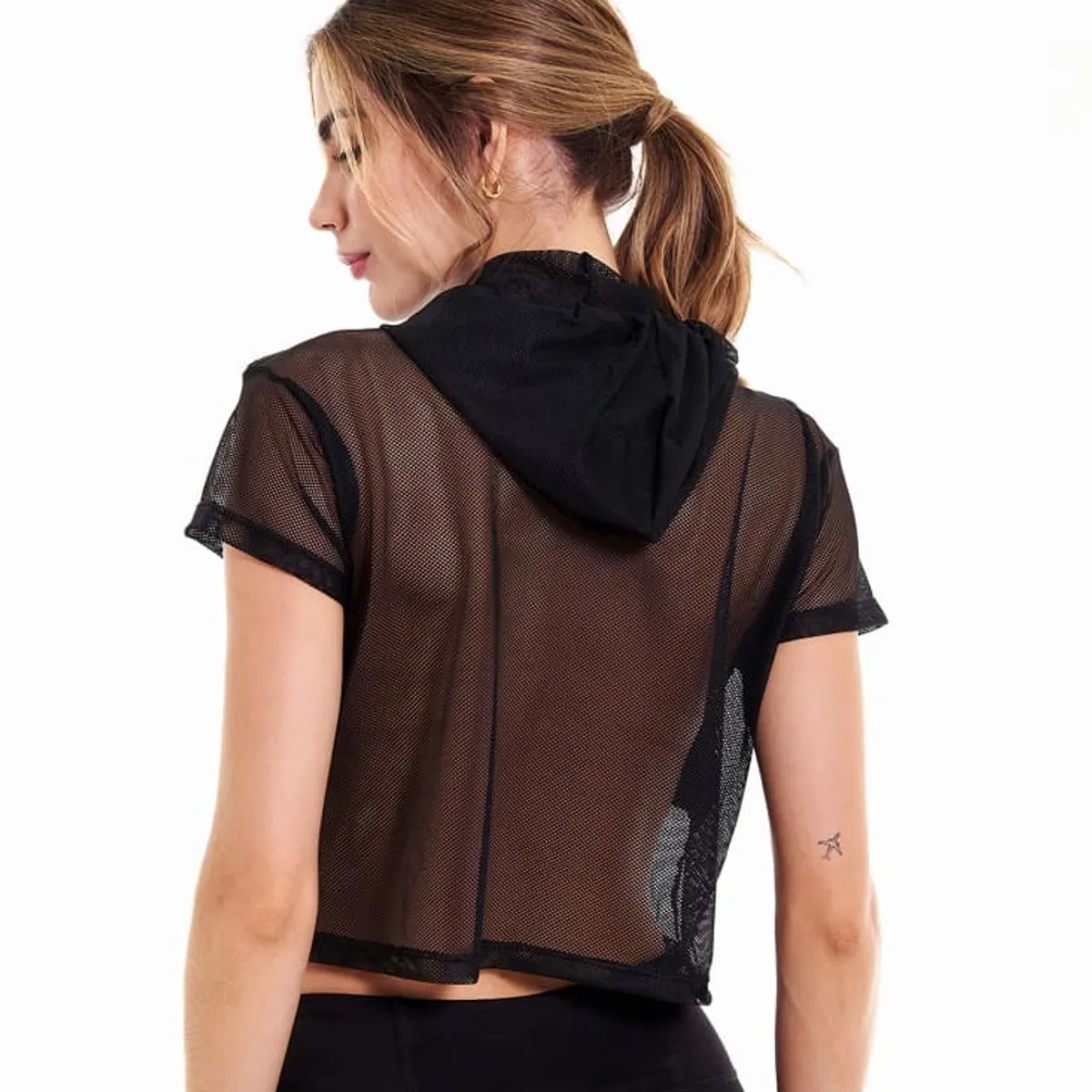 BELIFE - Camiseta Deportiva Negra En Malla Para Mujer Belife-.