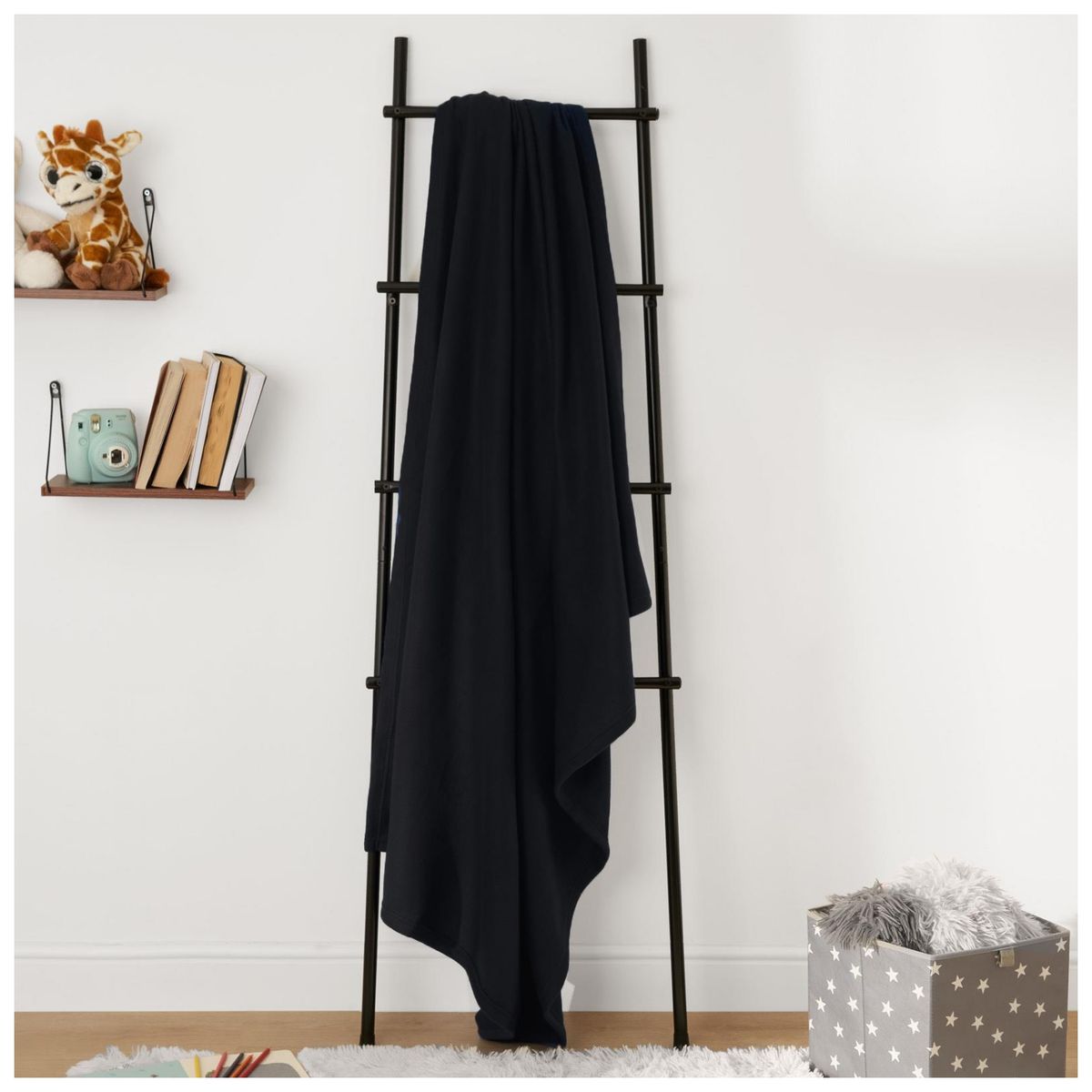 HAPPY BEAR - Cobija Termica Sencillo Poliester Negro Liso