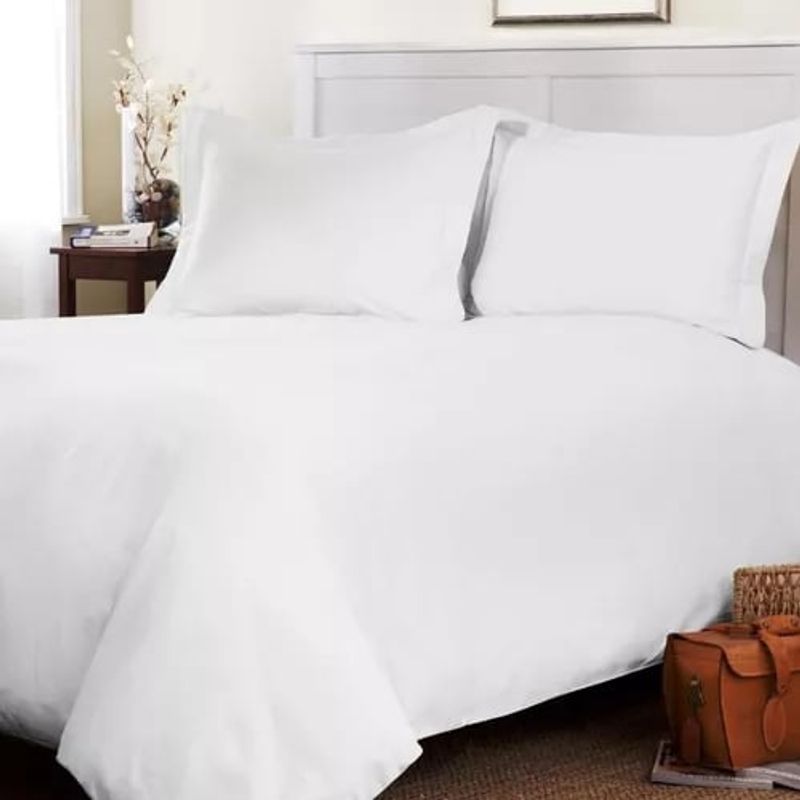 HAPPY BEAR - Funda Duvet Semidoble Polialgodon 144 Hilos Blanco Liso.