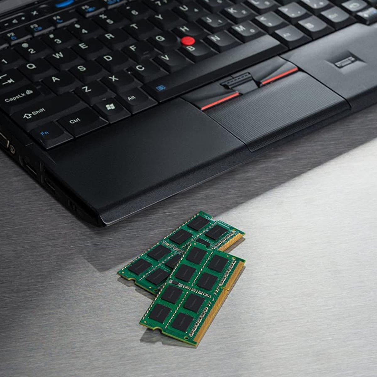KINGSTON - Memoria RAM Kingston KVR26S19S68 DDR4 8GB 2666MHz SODIMM Para Laptop