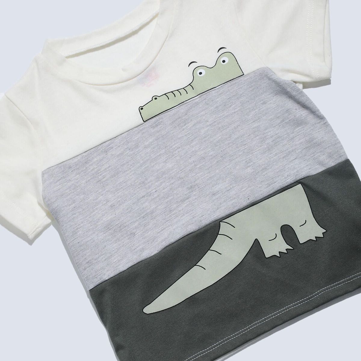 BABY PLANET - Camiseta Manga Corta Baby Planet.-