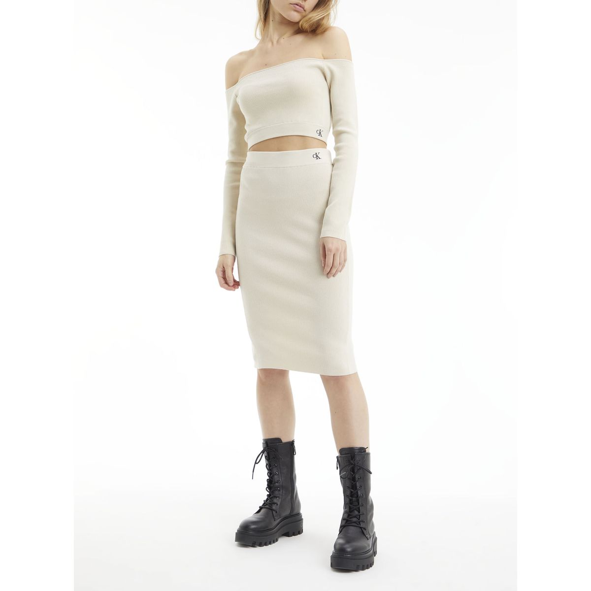 CALVIN KLEIN - Saco Beige Cropped Manga Larga Con Logo Para Mujer Calvin Klein