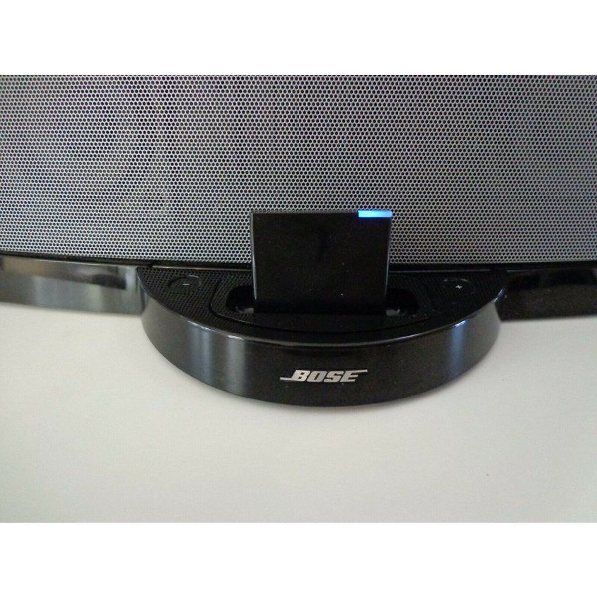 LENCO - Convertidor bluetooth para dock ipod 30 pines.