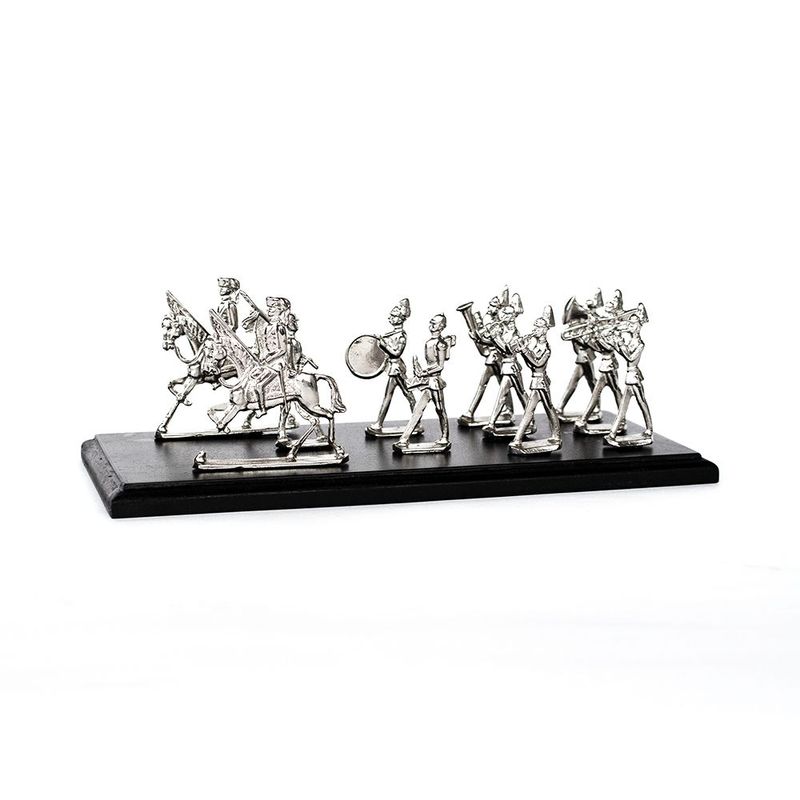 OJALA TA - Banda marcial de Guerra decorativa