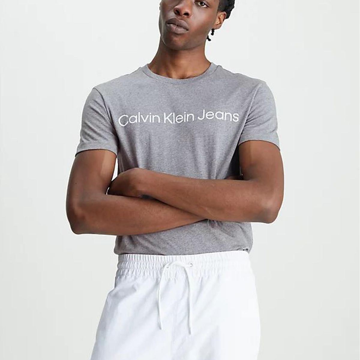 CALVIN KLEIN - Camiseta Gris con Logo para Hombre