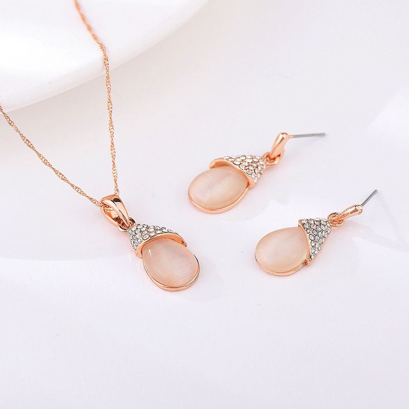 VERAMOREST - Set Aretes y Collar Rose Veramorest