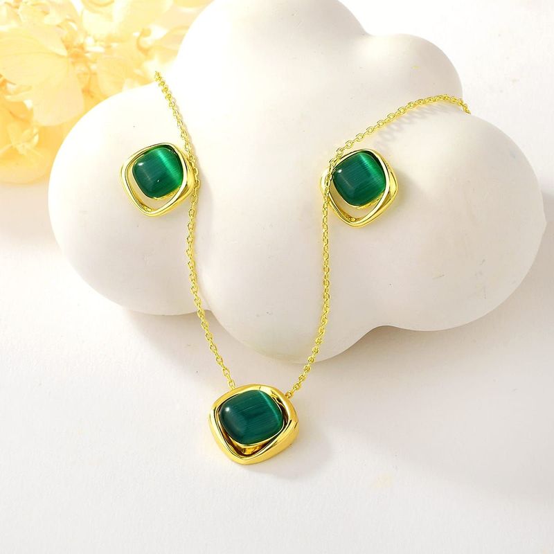 VERAMOREST - Set Aretes y Collar Veramorest - Verde Gold