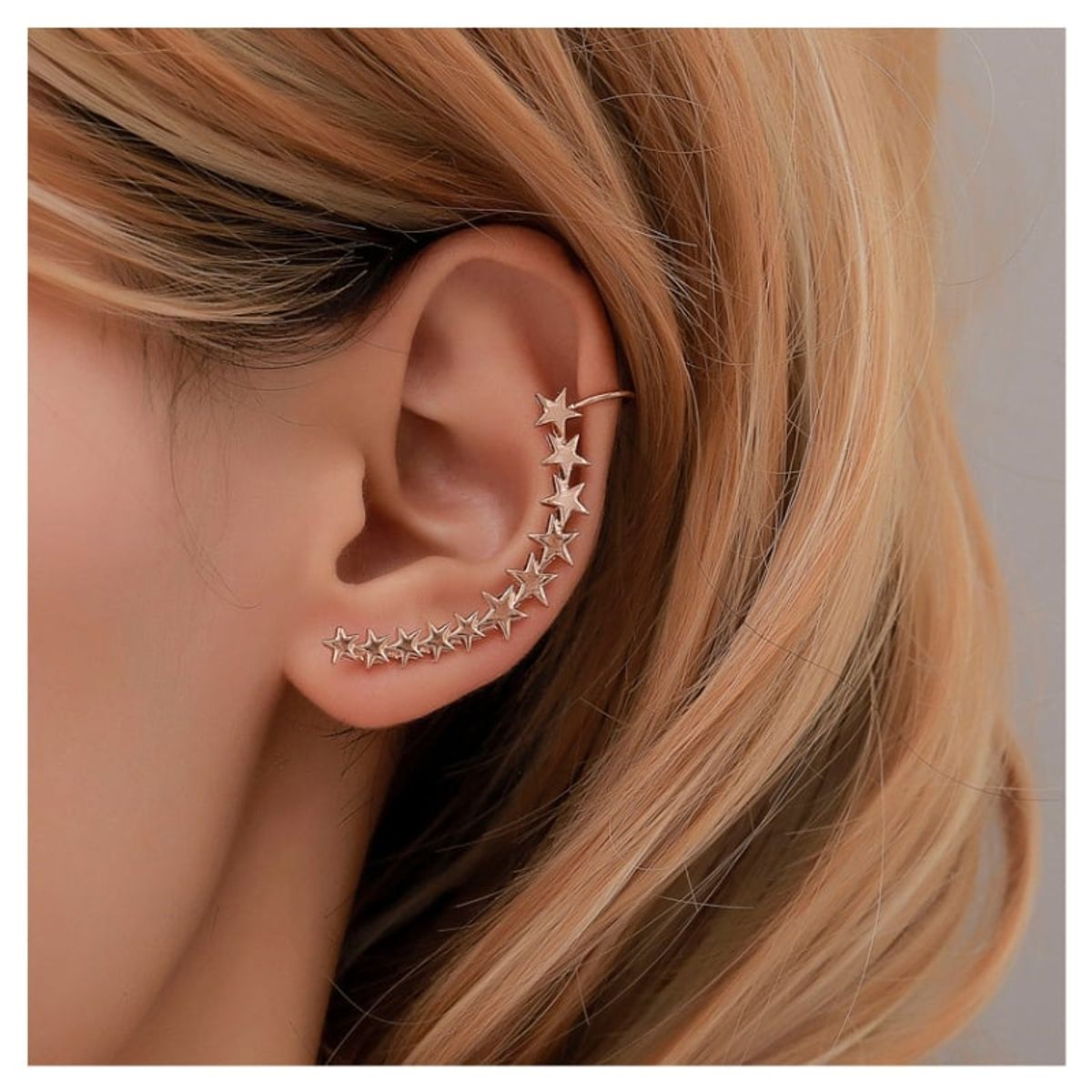 ACCESORIOS DE EVA - Arete Ear Cuff Simulador Solitario Stars_.
